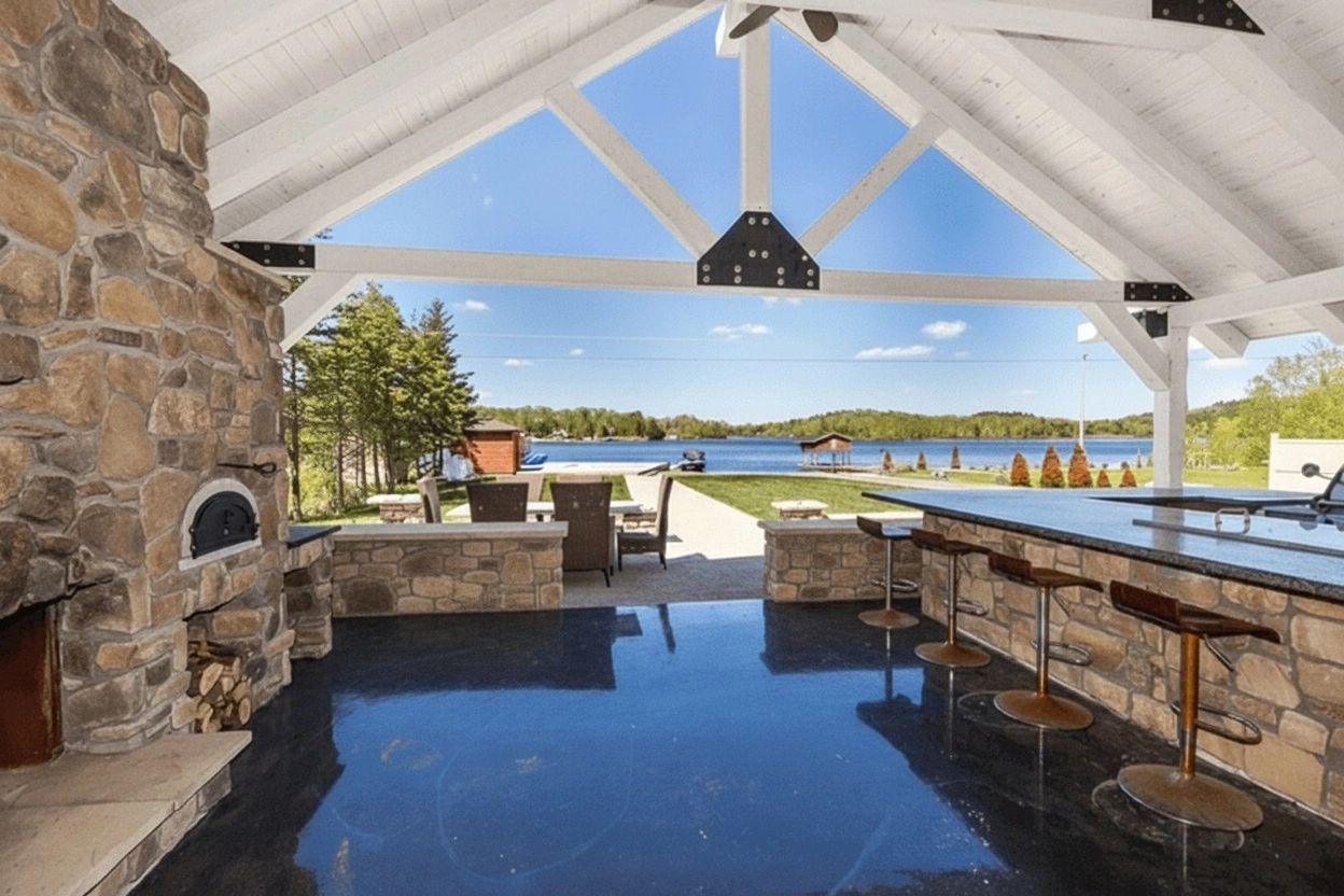 Outdoor stone entertainment area — A1 Creative Masonry